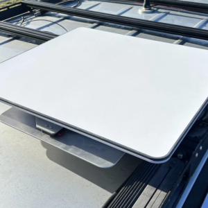 Flat High Performance Vehicle Mounting Plate with Lock